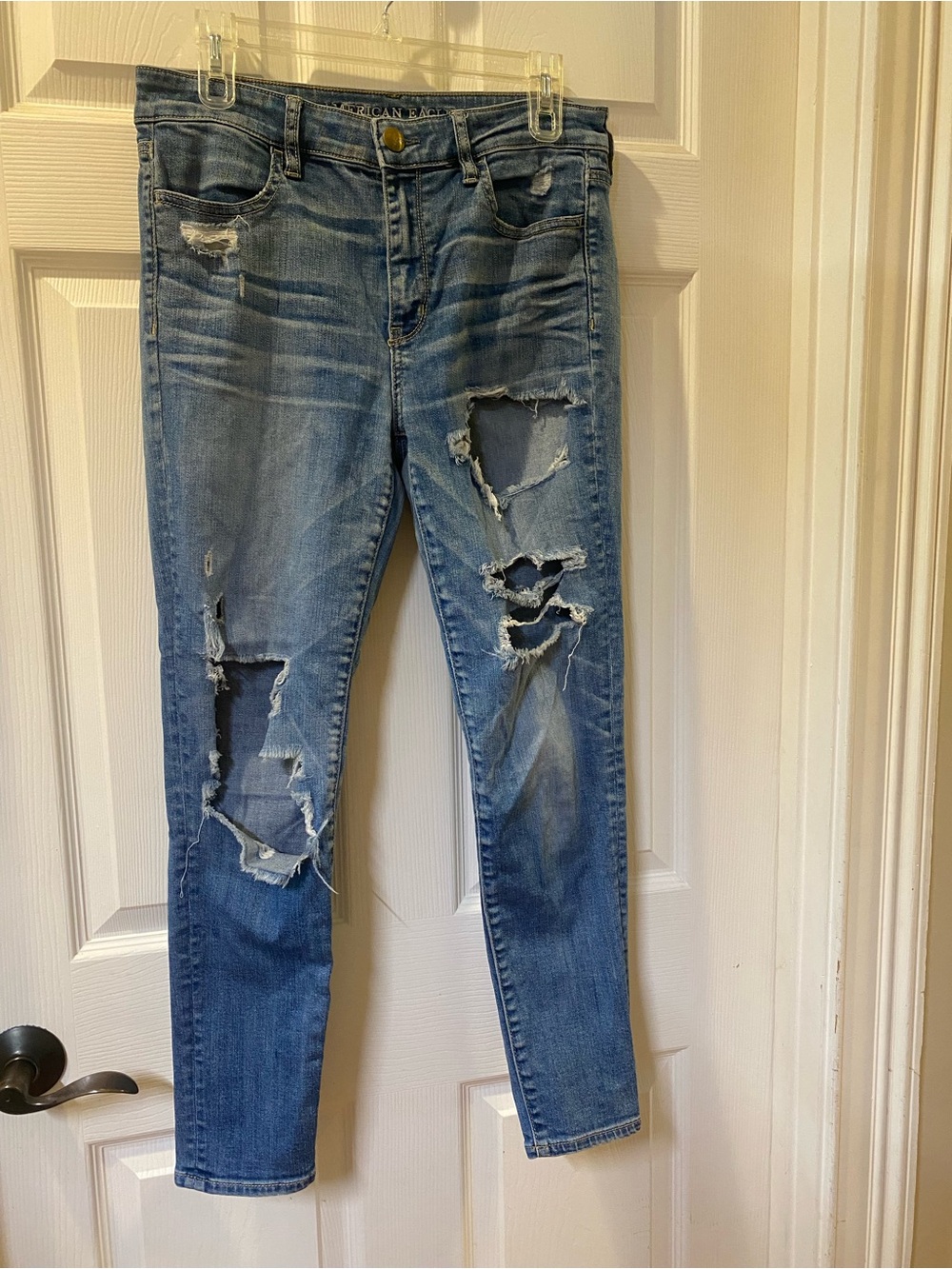 American Eagle Outfitters Light Blue Ripped Skinny Jeans